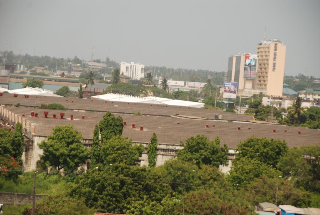 Silver Paradise Hotel Dar es Salaam Exterior photo